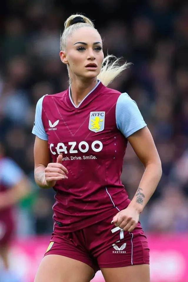 Controversy as fan dubs Alisha Lehmann the 'C Ronaldo' of female football