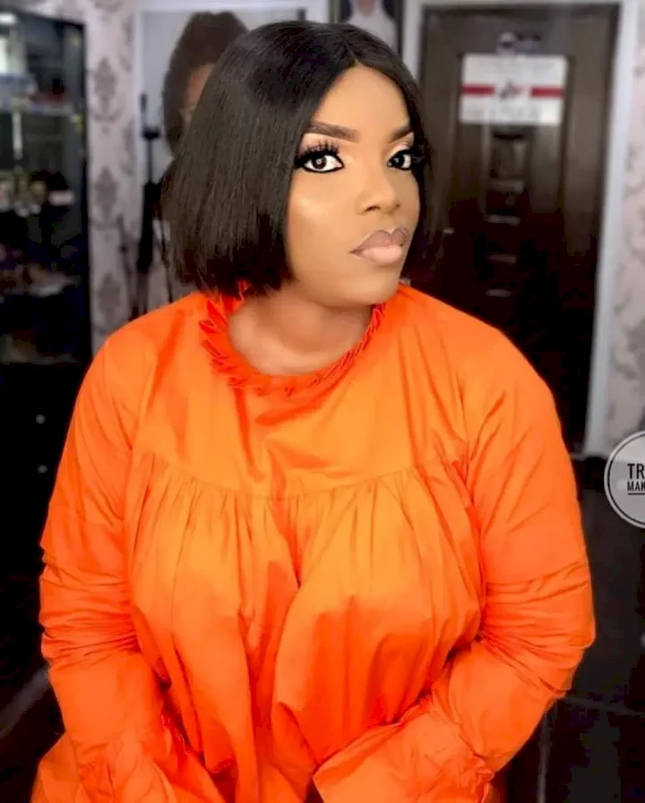 Empress Njamah burst into tears as she queries late Ada Ameh (Video)