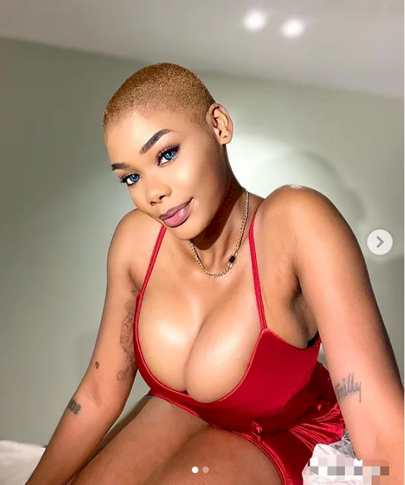 Bobrisky's former P.A, Oye Kyme shares her nude and raunchy photos and video weeks after saying she will no longer go into porn (18+)