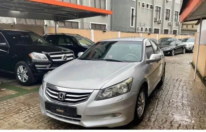 'Keep pushing' - Reactions as photos of Davido's first car surfaces