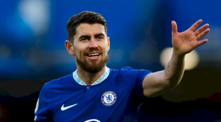 Arsenal agree £12m fee with Chelsea for Jorginho