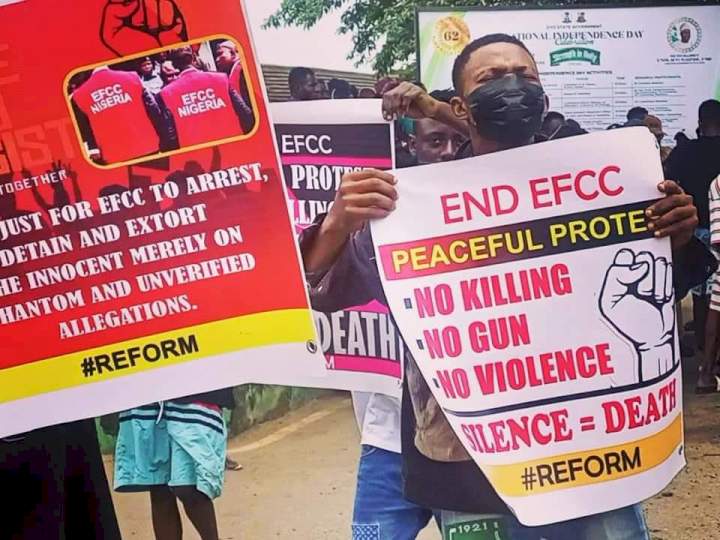  Like Delta, Ibadan youths stage protest against EFCC (photos)