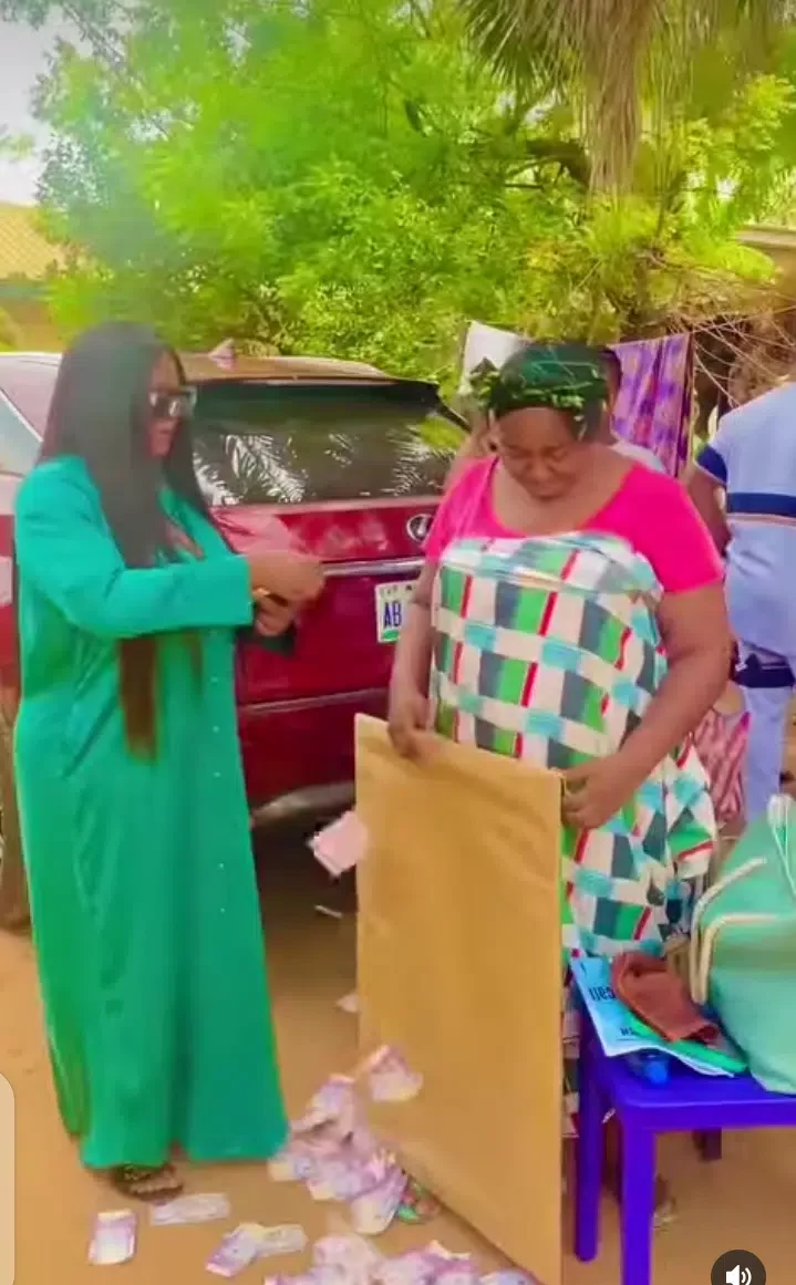 'I've not seen cash for one month' - Ebele Okaro tears up as Ruth Eze surprises her with gifts on birthday