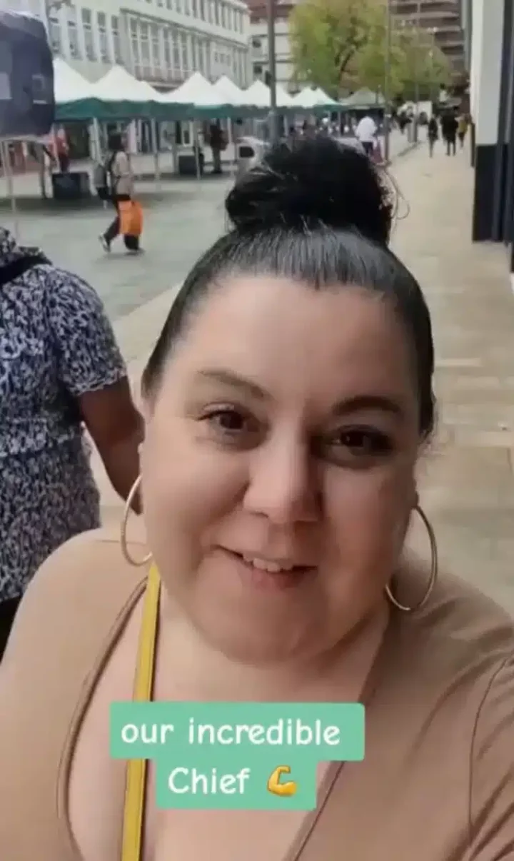 'Look at your chief' - Wife gushes as Nigerian husband carries load on his head abroad (Video)