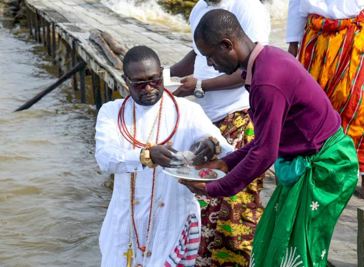 Billionaire businessman, Ayiri Emami, pays homage to the gods days after new Olu of Warri displaced him as Prime Minister of Warri kingdom