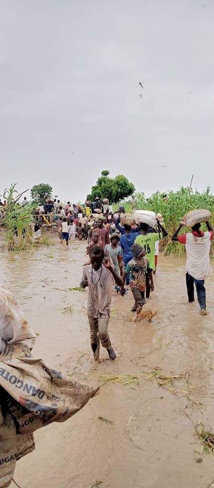 Angry mob attacks and attempts to drown journalist covering Jigawa flooding as death toll rises to 92