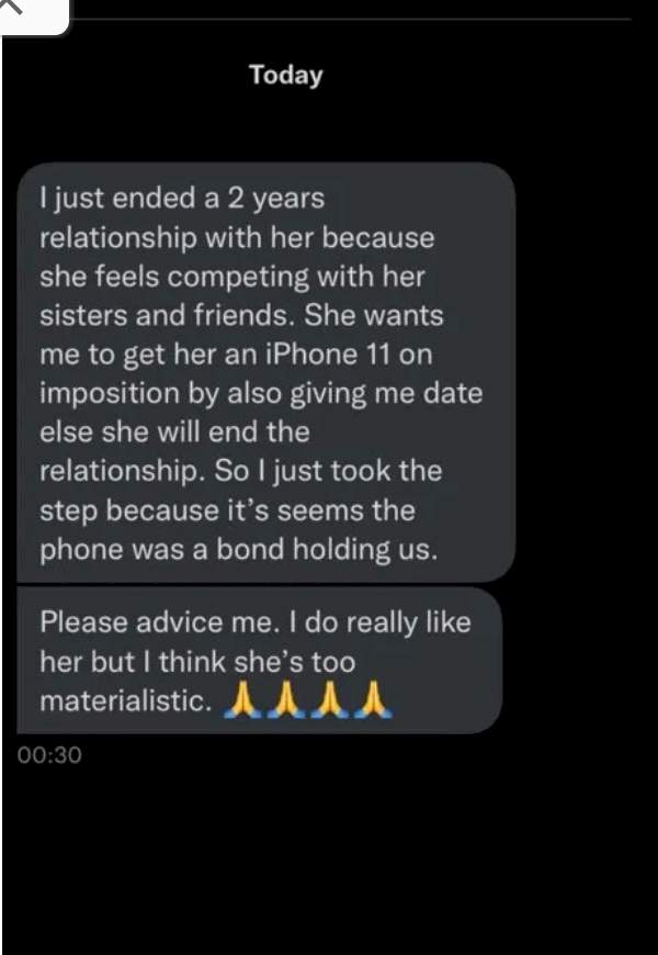 Man whose girlfriend gave him a deadline to buy her an iPhone 11 ends relationship (Screenshots)