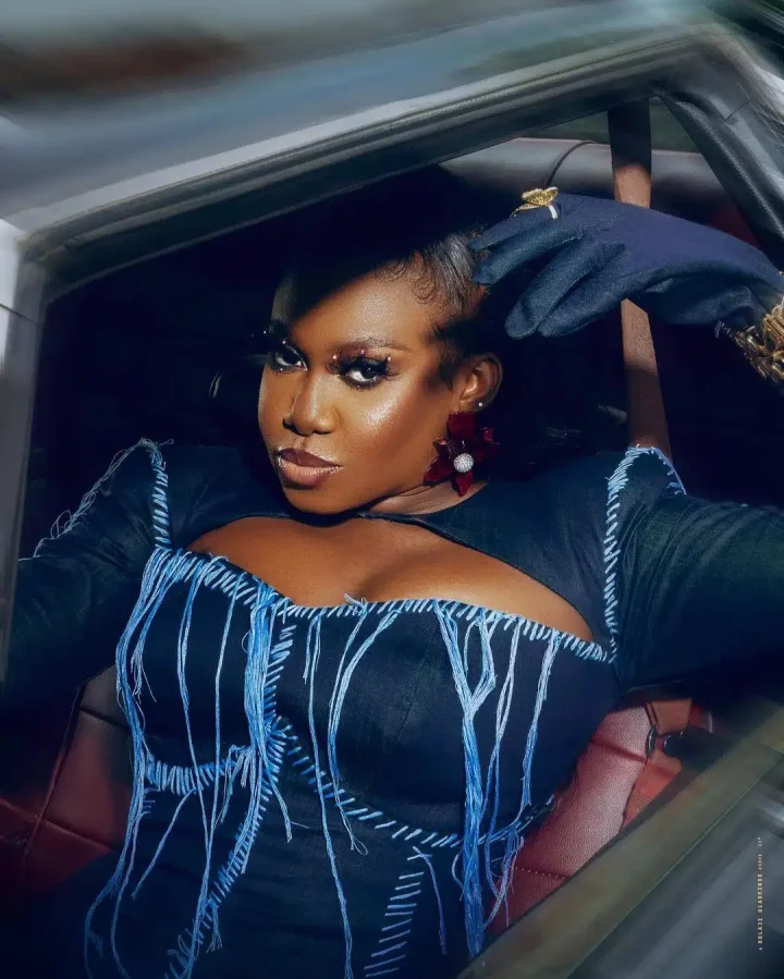 'Good girl no dey pay' - Niniola in pains after being served 'breakfast'