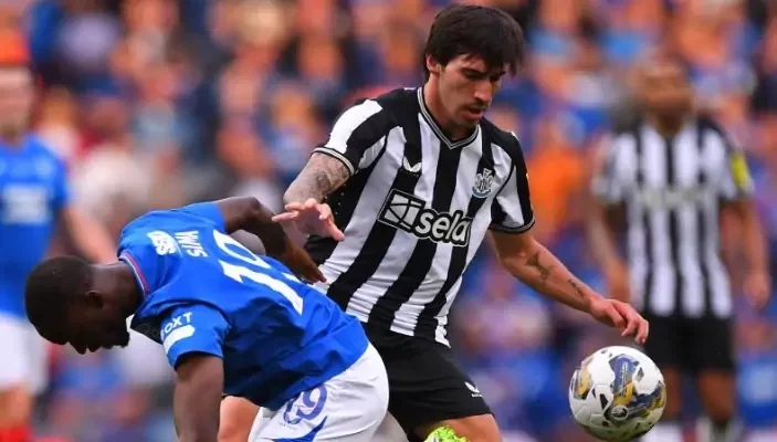 Newcastle fans maintain support for Tonali as player faces betting allegation