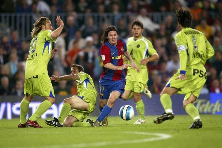10 Legendary Goals in Football History That Captivated Fans