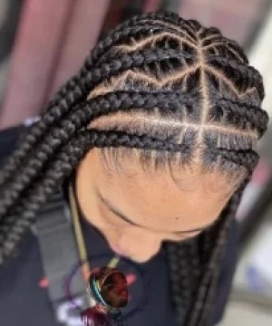 Fascinating Ghana braids hairstyles that stands out.