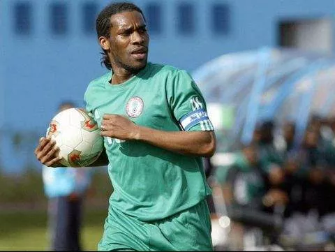 Okocha playing for Nigeria at AFCON 2004