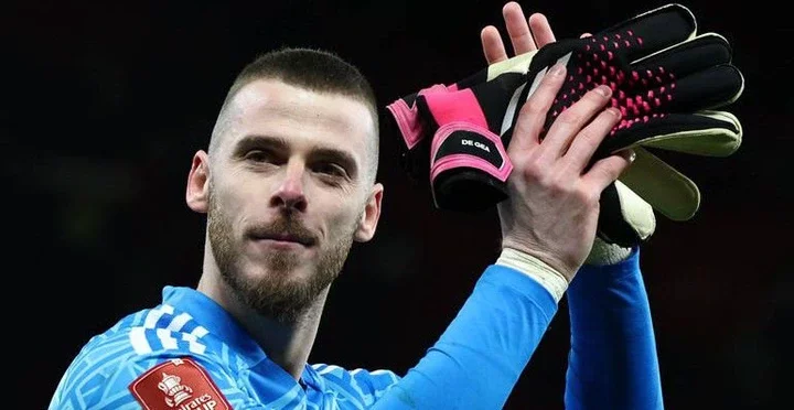 Ex-Manchester United goalkeeper David De Gea spotted training with new club