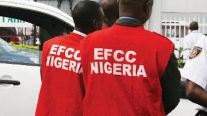 EFCC arrests two with 81,700 fake dollar notes