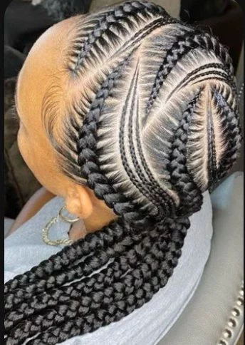 Fascinating Ghana braids hairstyles that stands out.