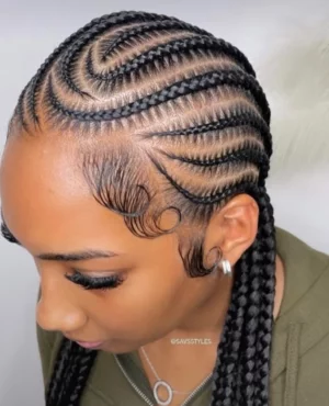 Modern, edgy and classy braids hairstyles you should consider.