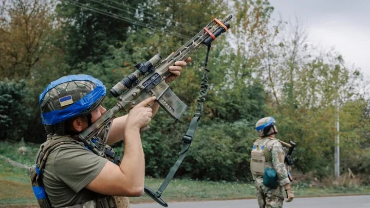 Ukraine still holds ground inside Russia's Kursk, commander says