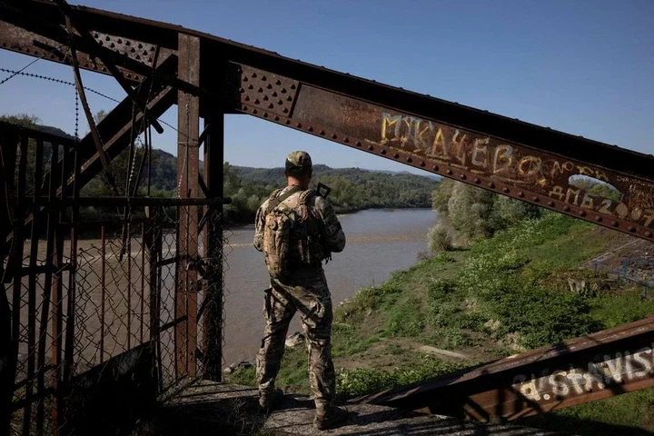 Ukrainian border guards helped draft-dodgers flee country, police say Ukrainian border guards helped draft-dodgers flee country, police say