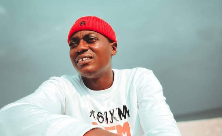 Watch videos of veteran singer, Sound Sultan's candlelight procession held in Lagos