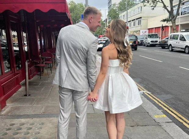 Arsenal goalkeeper, Aaron Ramsdale marries his pregnant partner Georgina Irwin in an intimate ceremony (Photos)