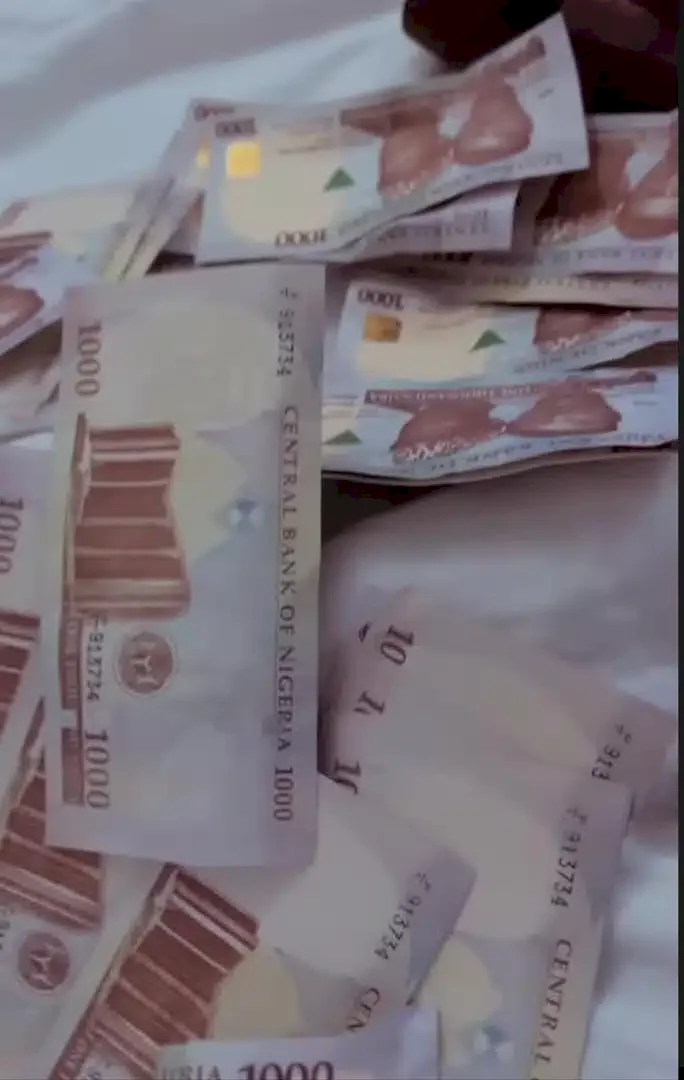 'Wahala don happen' - Portable fumes after being sprayed fake money in Port Harcourt (Video)