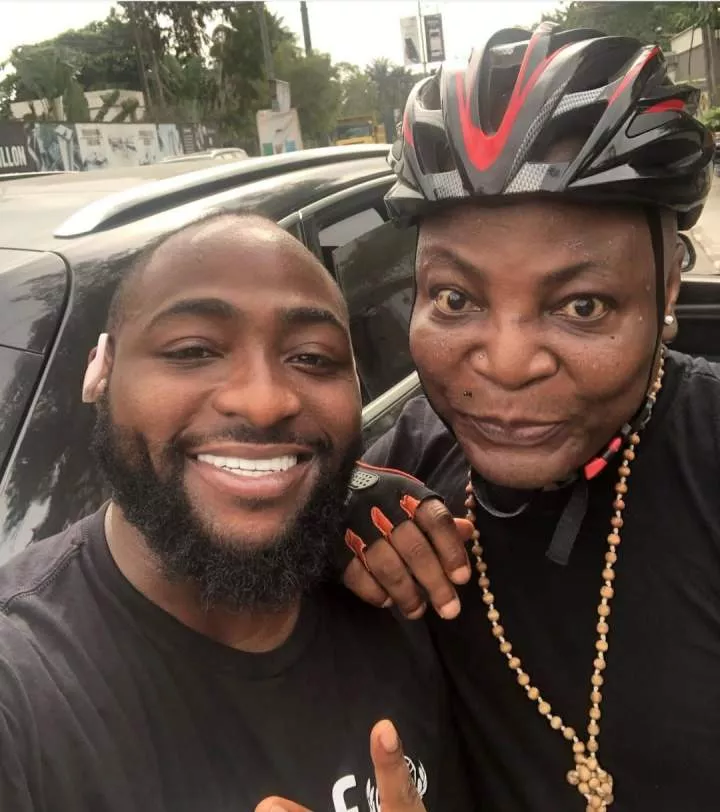 Starstruck Charlyboy excited after meeting singer Davido (photos)