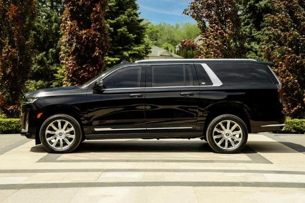 From Private Jet Into ₦300m Armored Cadillac Escalade : Moment Wike Arrived Rivers For Weekend - autojosh 