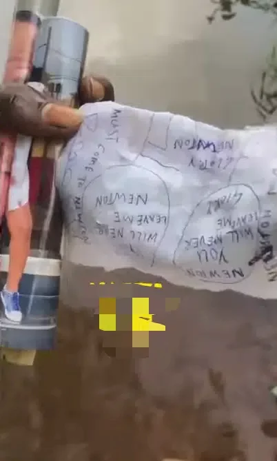 Fisherman displays shocking note he found inside a bottle he picked from river