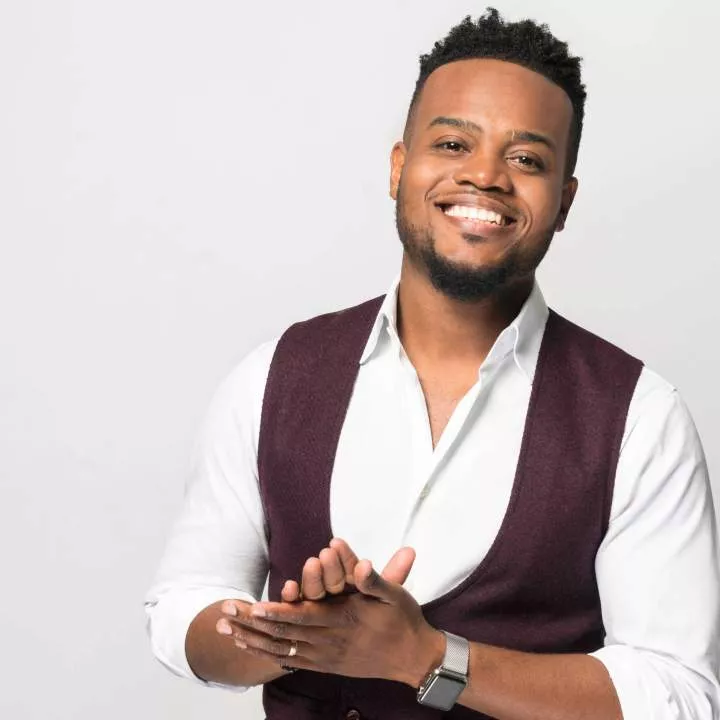 American gospel singer, Travis Greene reacts as House On The Rock drummer dies during church service