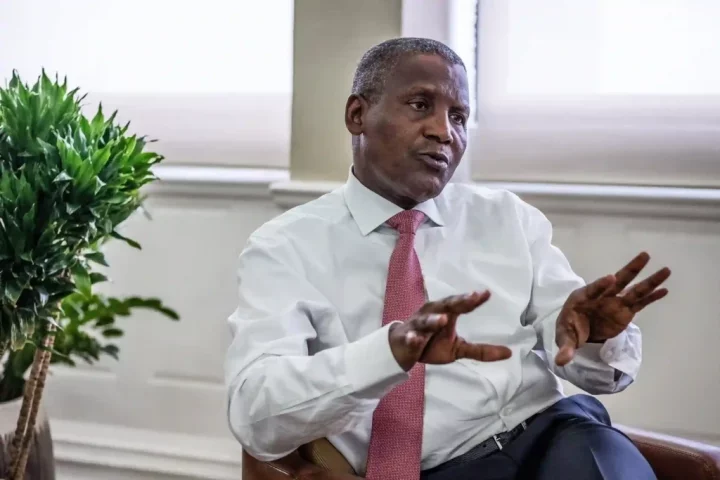 Dangote rakes in N460BN in 24 hours, overtakes 4 billionaires