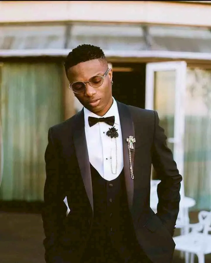 Wizkid called out for snubbing skit maker, Carter Efe who made a trending jam 'Machala' in his honour