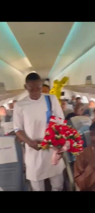 [Photos] Nigerian Man Proposes To Girlfriend Mid-Air On Air Peace Flight