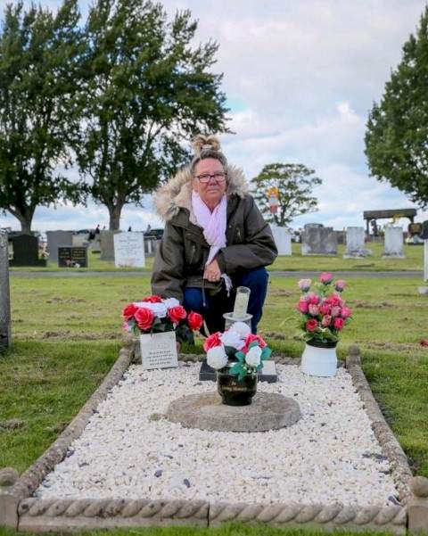 The family discovers that they visited their father's wrong grave for 43 years
