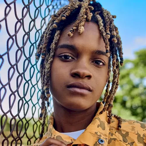 Throwback video of Koffee expressing her love for Davido's talent (Video)