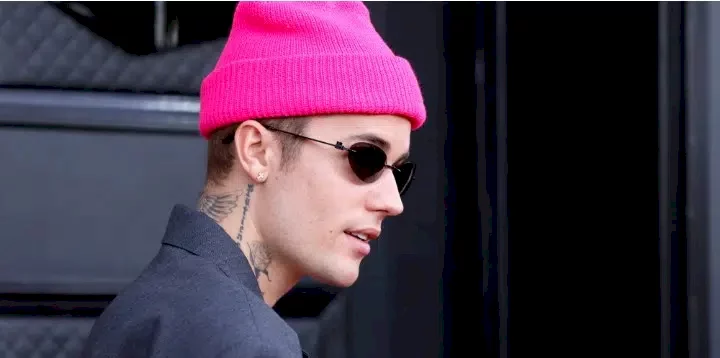 Justin Bieber reveals his face is half-paralyzed after being diagnosed with Ramsay Hunt Syndrome (Video)