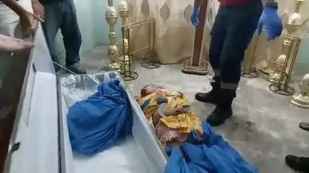 Woman surprisingly resurrects from the dead on the day of her funeral (Video)