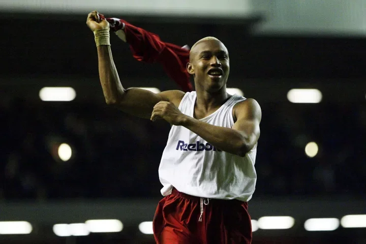 El Hadji Diouf celebrates the winning penalty