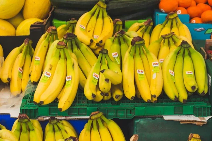 6 Foods To Never Eat With Bananas