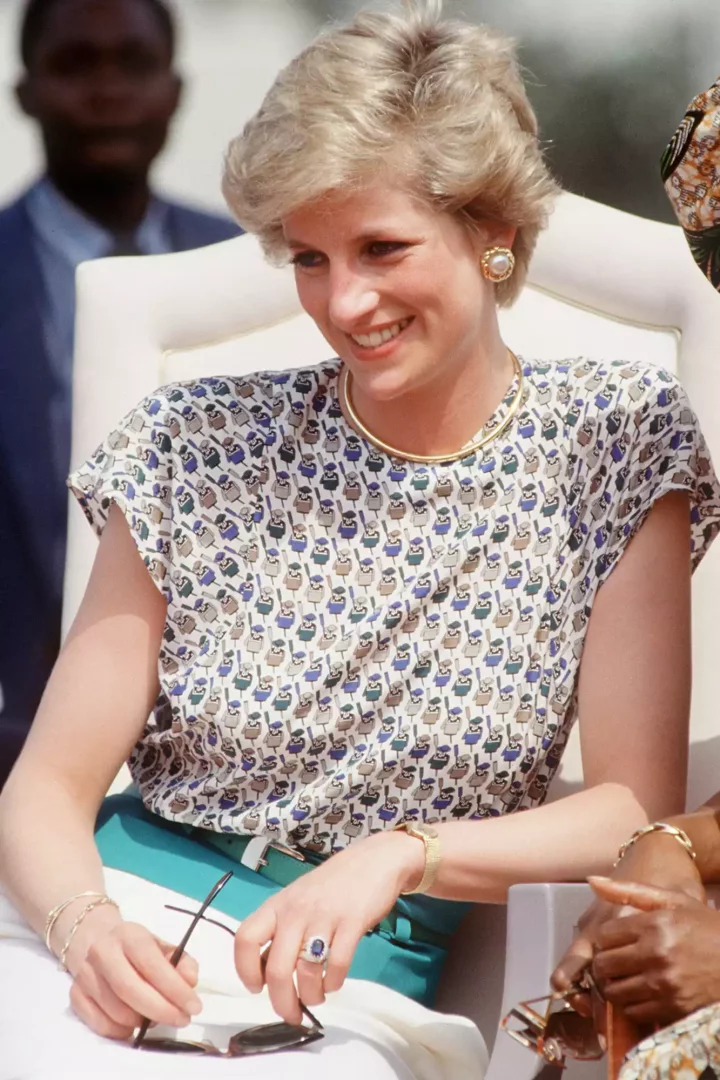  Princess Diana Leaning Close And Laughing With Her Nigerian Host During A Visit To Lagos In Nigeria. Royal Tour. 