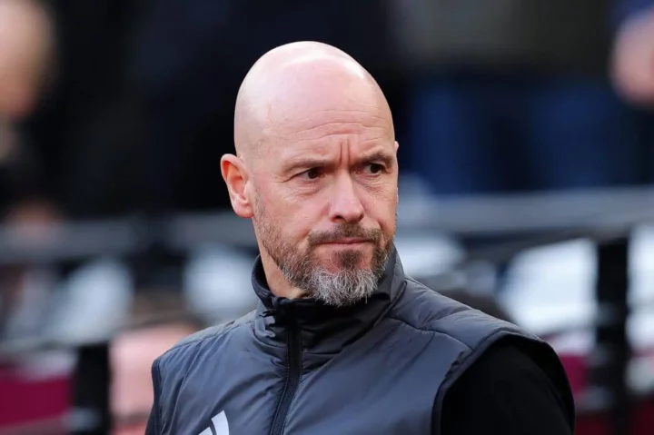 LONDON, ENGLAND - OCTOBER 27: Erik ten Hag, manager of Manchester United, during the Premier League match between West Ham United FC and Manchester United FC at London Stadium on October 27, 2024 in London, England. (Photo by James Gill - Danehouse/Getty Images)