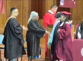 Moment graduate ignores her lecturers, refuses their handshakes on graduation day