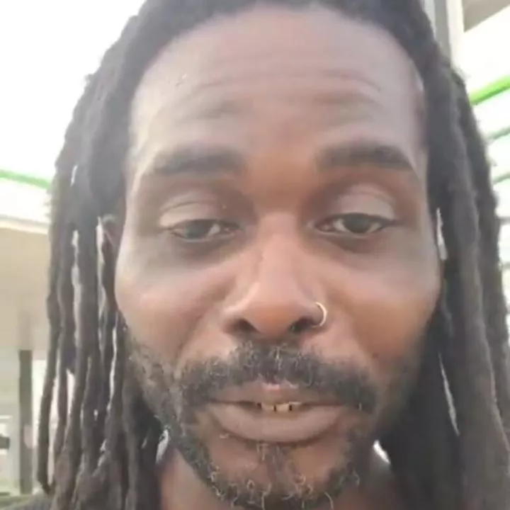 US-based Nigerian cries out as police arrest him over dreadlocks, demand bribe