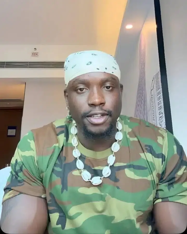 Verydarkman addresses trolls ridiculing his mother's profession