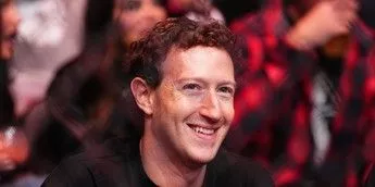 Mark Zuckerberg is now worth $204 billion - only $4 billion away from overtaking Jeff Bezos as the 2nd-richest person