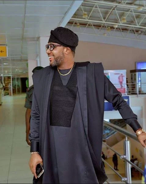 Black Agbada Styles For Men To Rock An Event.