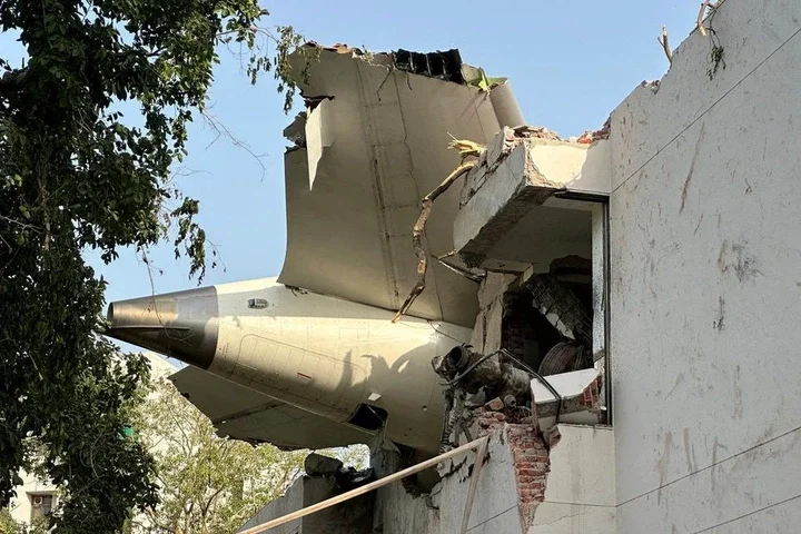 India says efforts are on to reconstruct events that caused Air India crash India says efforts are on to reconstruct events that caused Air India crash