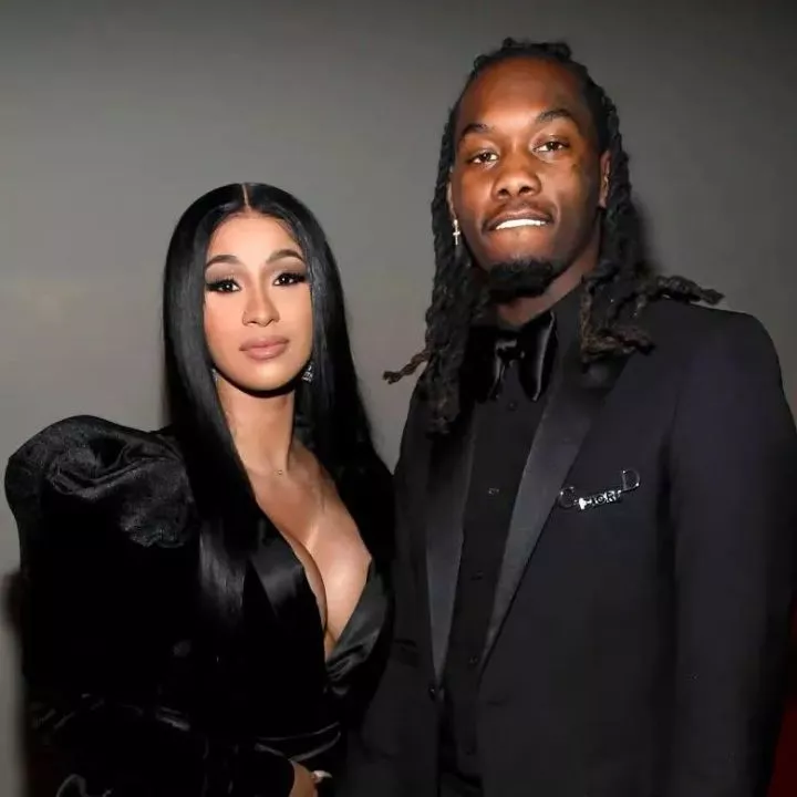 Cardi B leaks alleged text of Offset begging her for sex