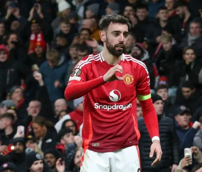 Bruno Fernandes challenges Man United teammates to step up after Amorim's criticism