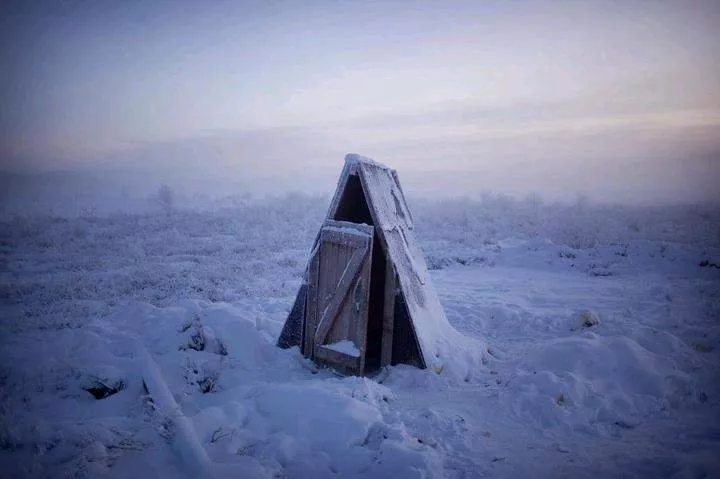 The Coldest Village In The World, Where It Is So Cold That Even Eyelashes Freeze (Photos))