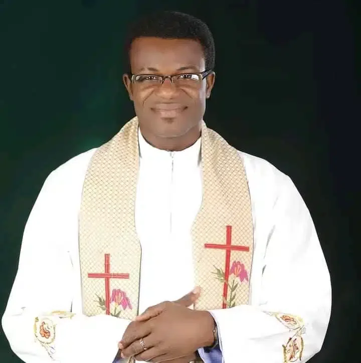 'Finally!' - Catholic priest reacts to Adeboye's apology on tithing